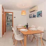 Vora Mar Beachfront By Sealand Apartment