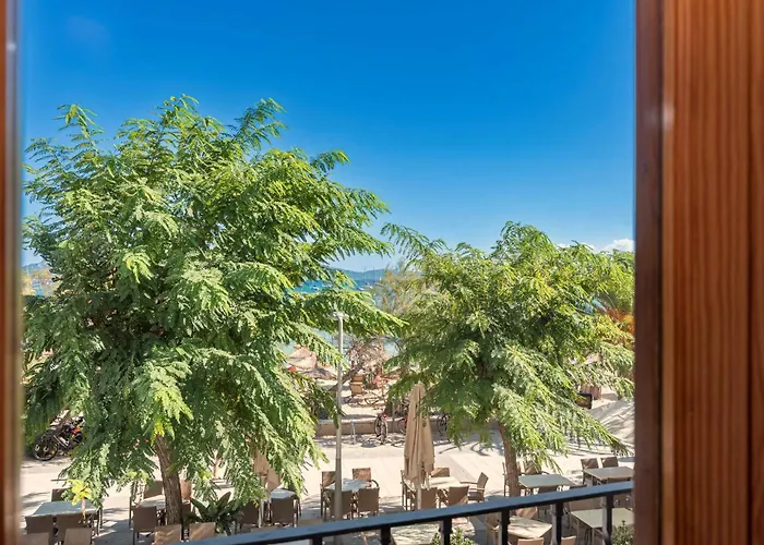 Vora Mar Beachfront By Sealand Apartmán